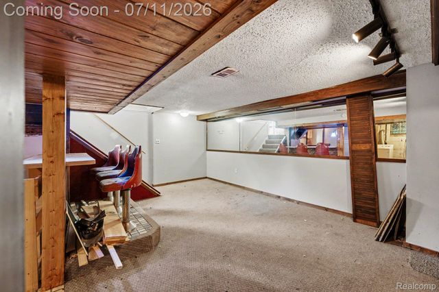 150 Ontario Road, Pontiac, MI 48341