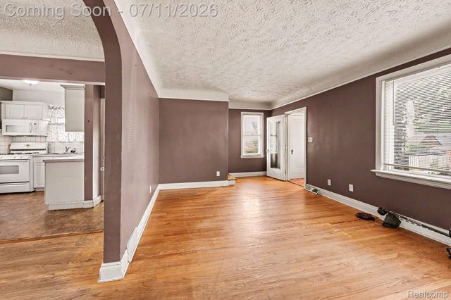 150 Ontario Road, Pontiac, MI 48341