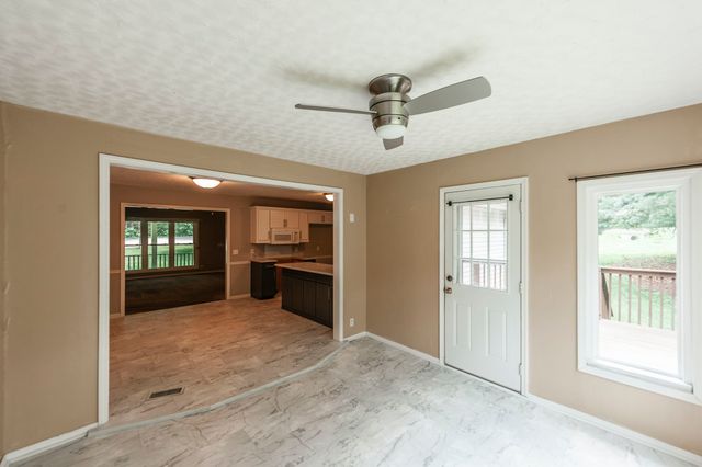 461 Calista Rd, White House, TN 37188