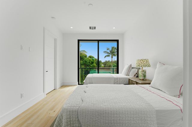 1959 Dock Street, West Palm Beach, FL 33401