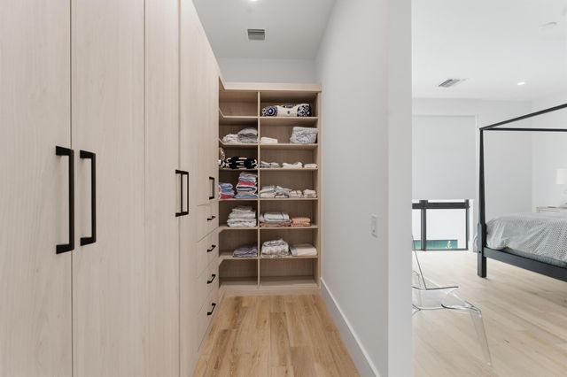 1959 Dock Street, West Palm Beach, FL 33401