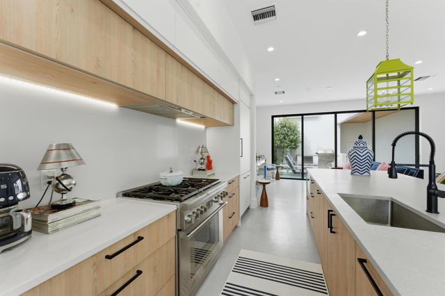 1959 Dock Street, West Palm Beach, FL 33401