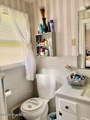 2605 Graham Drive, Kinston, NC 28504