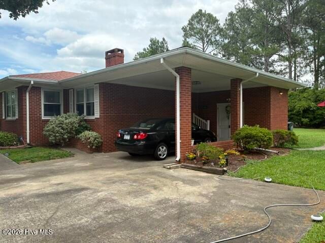 2605 Graham Drive, Kinston, NC 28504