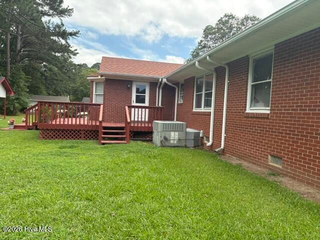 2605 Graham Drive, Kinston, NC 28504