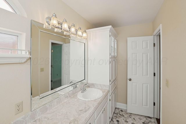 6904 ALPINE Lane, Amarillo, TX 79109