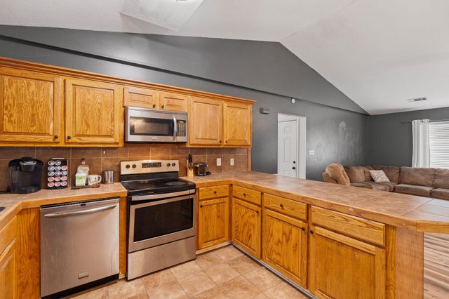16 Heritage Dr., Purvis, MS 39475