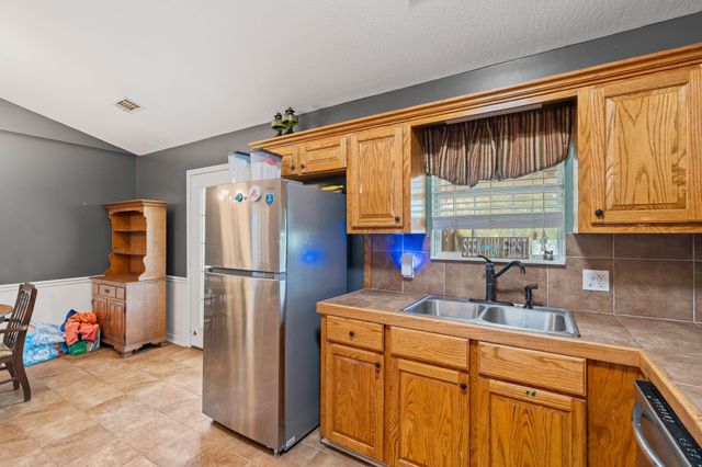 16 Heritage Dr., Purvis, MS 39475