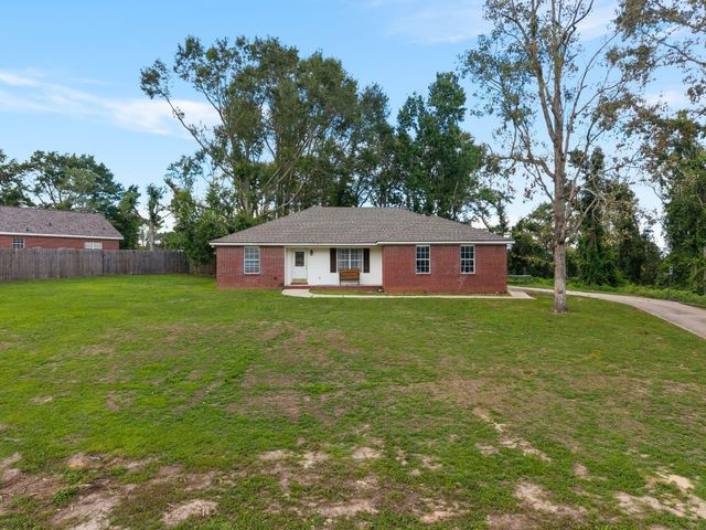 16 Heritage Dr., Purvis, MS 39475