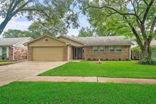 16330 Autumn Wind Drive, Houston, TX 77090