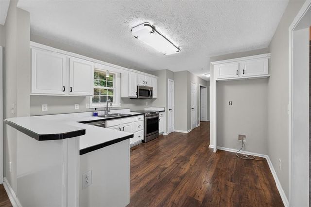 424 Southern Hills Drive, Monroe, GA 30655