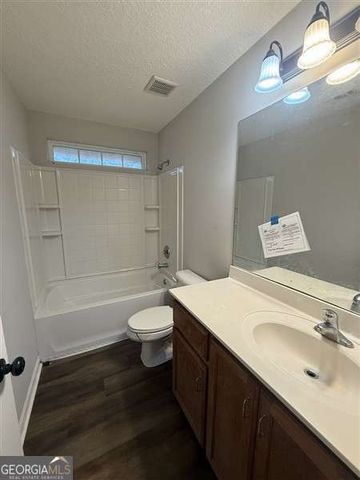 281 Mill Pond Lane SE, Ludowici, GA 31316