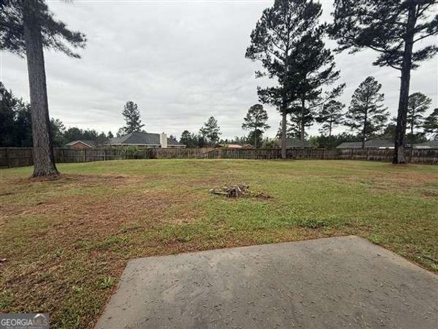 281 Mill Pond Lane SE, Ludowici, GA 31316