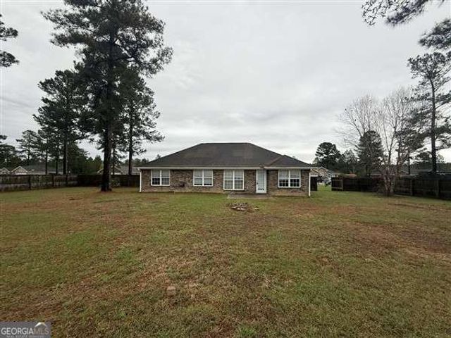 281 Mill Pond Lane SE, Ludowici, GA 31316