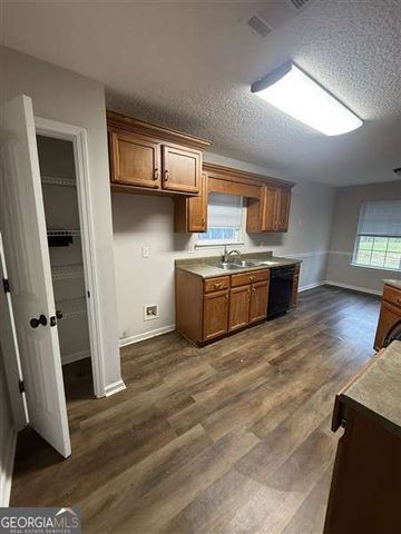 281 Mill Pond Lane SE, Ludowici, GA 31316