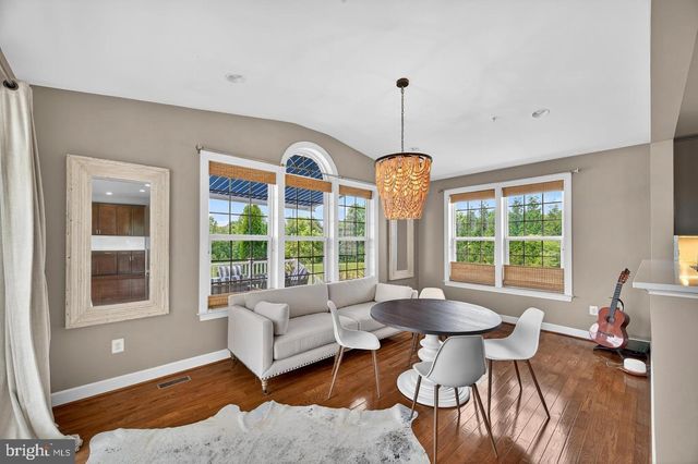 5806 TOBOGGAN CIR, Rockville, MD 20855