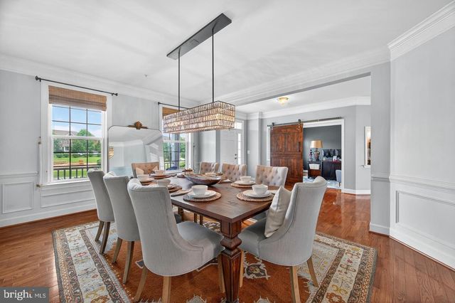 5806 TOBOGGAN CIR, Rockville, MD 20855