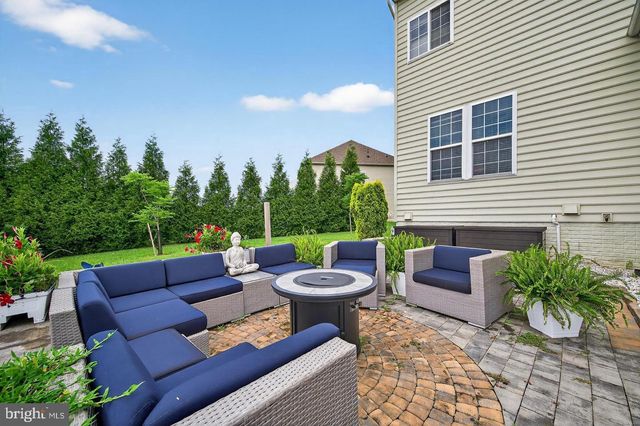 5806 TOBOGGAN CIR, Rockville, MD 20855