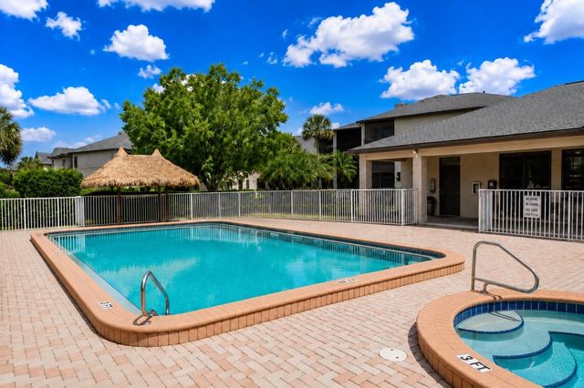 4515 SOUTHAMPTON COURT 4515, Tampa, FL 33618