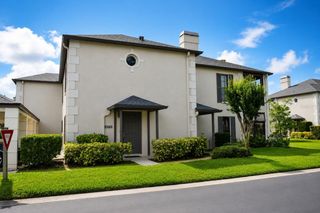 4515 SOUTHAMPTON COURT 4515, Tampa, FL 33618