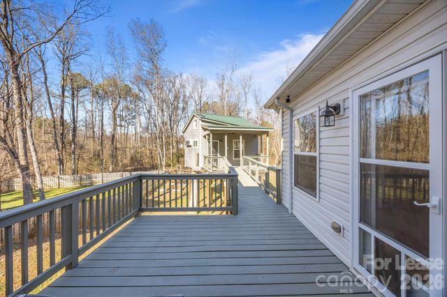 17622 Cambridge Grove Drive, Huntersville, NC 28078