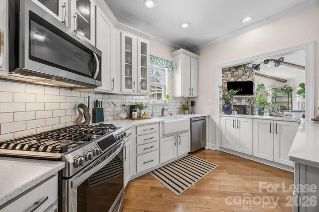 17622 Cambridge Grove Drive, Huntersville, NC 28078