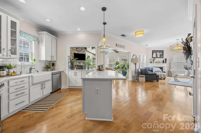 17622 Cambridge Grove Drive, Huntersville, NC 28078