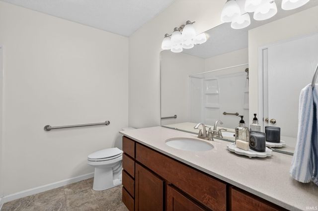 1102 Hornbeam E Circle, Lafayette, IN 47905