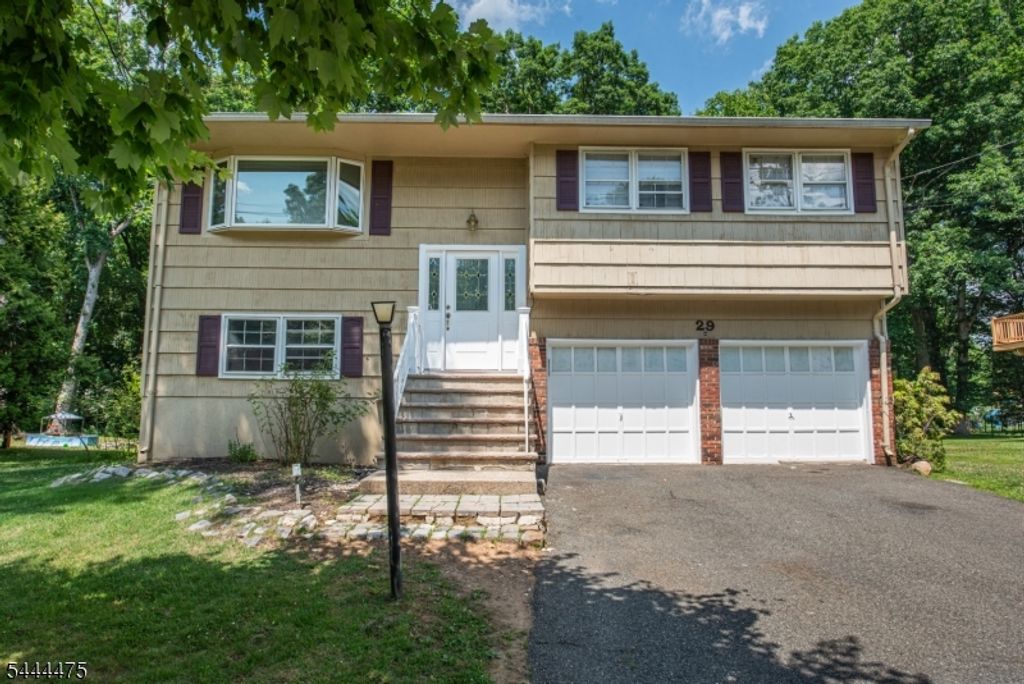 29 Downstream Dr, Mount Olive Twp., NJ 07836 — exterior