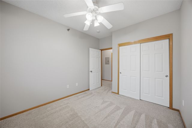 1740 SE L.a. Grant Parkway 23, Waukee, IA 50263