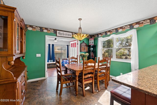 1706 Bay Tree Court SW, Ocean Isle Beach, NC 28469