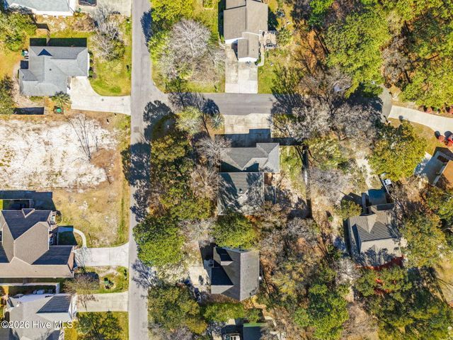 1706 Bay Tree Court SW, Ocean Isle Beach, NC 28469