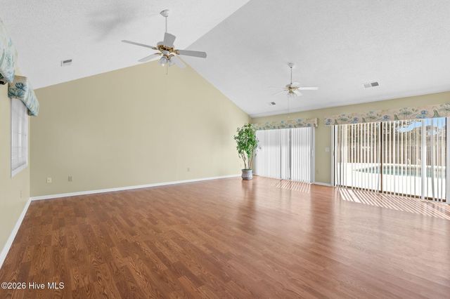 1706 Bay Tree Court SW, Ocean Isle Beach, NC 28469