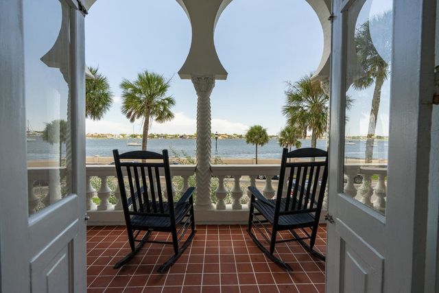 174 Avenida Menendez, St Augustine, FL 32084