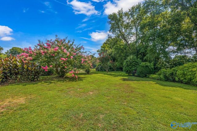 3336 East Helena Drive, Huntsville, AL 35810
