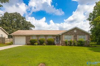 3336 East Helena Drive, Huntsville, AL 35810