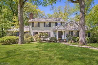 19 GREENBRIAR DRIVE, Summit City, NJ 07901
