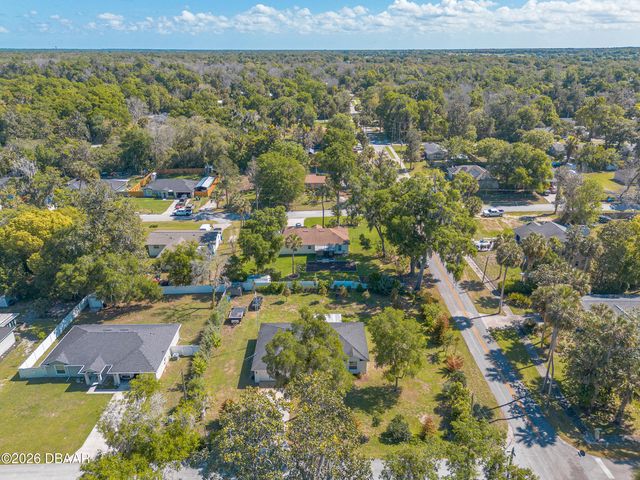 365 Alcazar Avenue, Deleon Springs, FL 32130