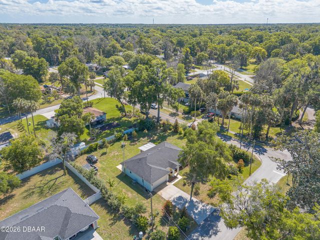 365 Alcazar Avenue, Deleon Springs, FL 32130