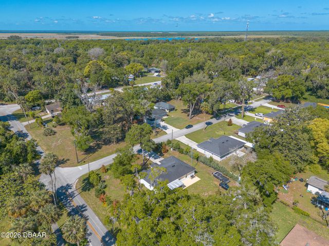 365 Alcazar Avenue, Deleon Springs, FL 32130