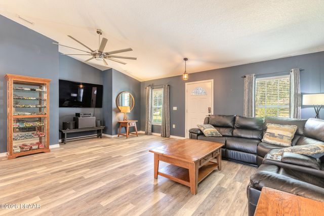 365 Alcazar Avenue, Deleon Springs, FL 32130