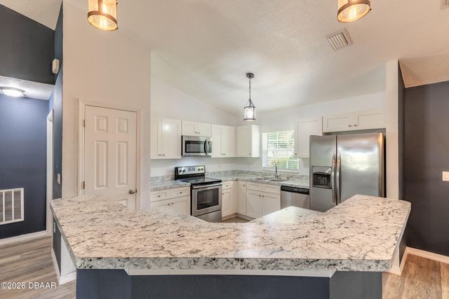 365 Alcazar Avenue, Deleon Springs, FL 32130