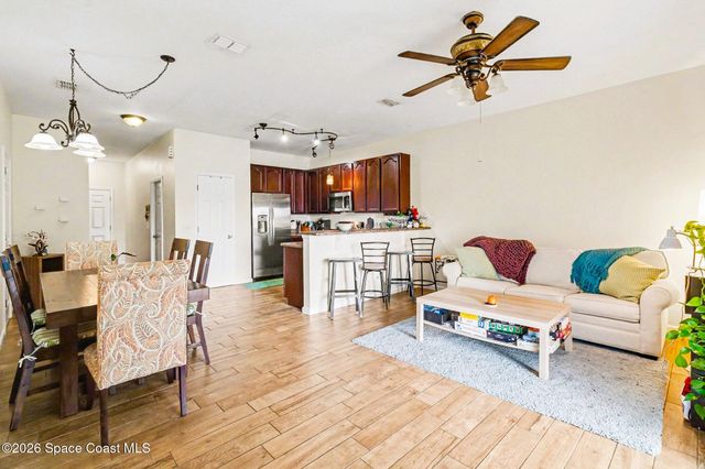 2770 Revolution Street 103, Melbourne, FL 32935
