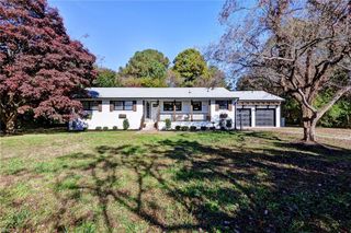 3326 News RD, Williamsburg, VA 23188