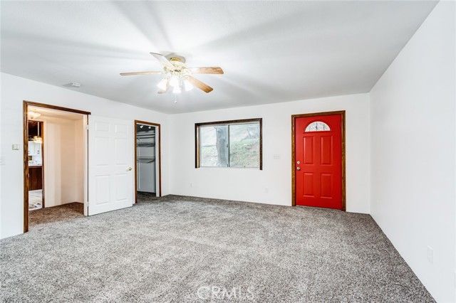 389 Dorn Drive, Crestline, CA 92325