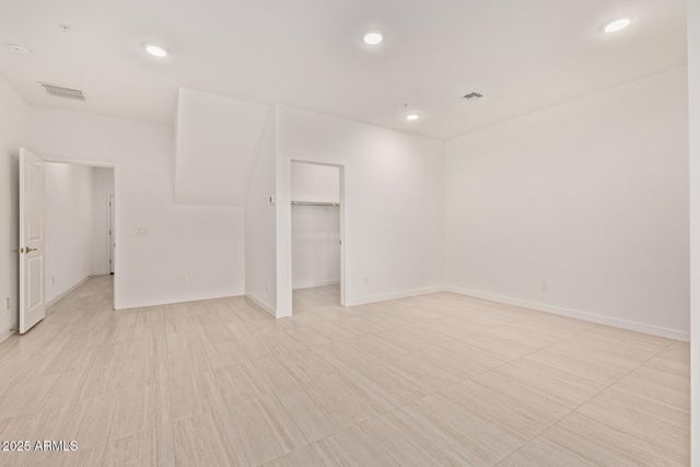 2820 W White Feather Lane, Phoenix, AZ 85085