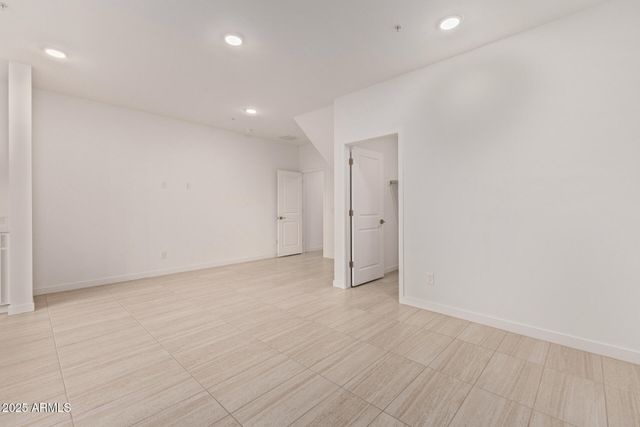 2820 W White Feather Lane, Phoenix, AZ 85085