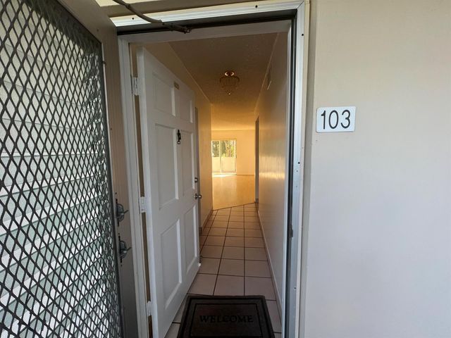 2682 S Garden Drive 103, Lake Worth, FL 33461