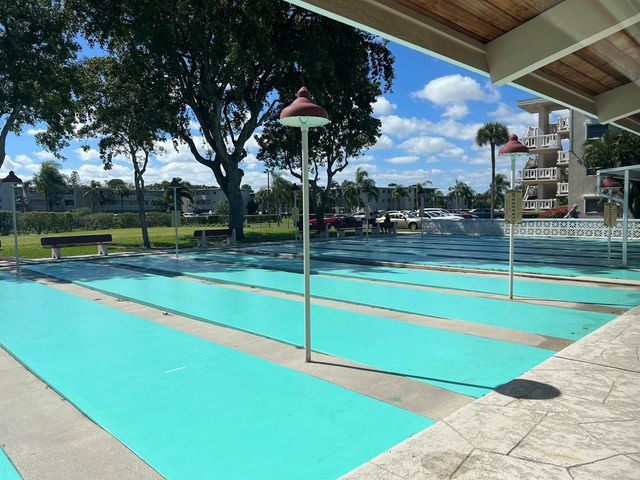 2682 S Garden Drive 103, Lake Worth, FL 33461