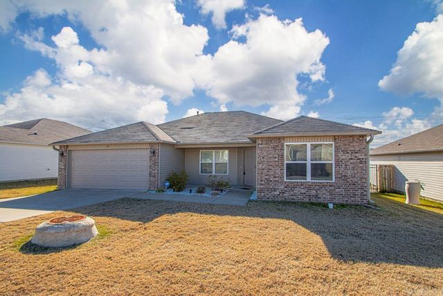28 Summer Wind Road, Conway, AR 72032